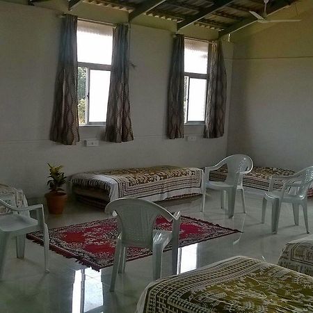 Palm Springs Lake Resort Jaitapur Экстерьер фото